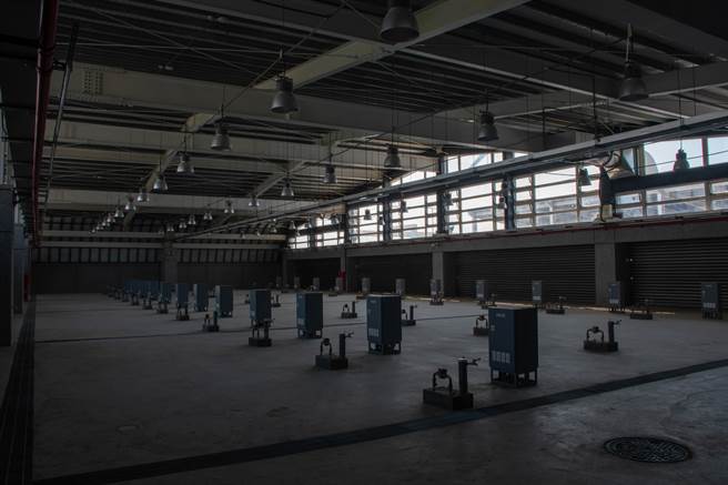 大甲松柏渔港鱼货多功能集货场内部尚未装修无法启用。（陈淑娥摄）