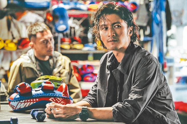 謝霆鋒在《怒火》中以細微眼神演繹角色陰森感。（華映提供）