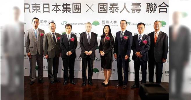 六福皇宫于2018年4月宣告将于年底熄灯，在福泰饭店集团总裁廖东汉的介绍下，同年11月起JR东日本与国泰人寿商谈承租事宜，谈了1年后，双方签下20年租约。（图／报系资料库）