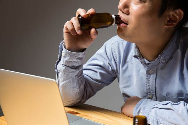 日本的營養補充飲料廣告則有全然不同的傾向。(示意圖／Shutterstock)