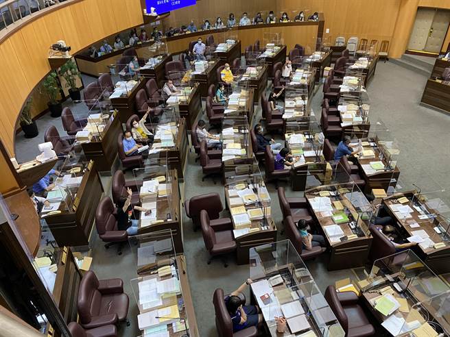 原民会向桃园租地盖原民台 蓝营斥桃市府奇袭。（蔡依珍摄）