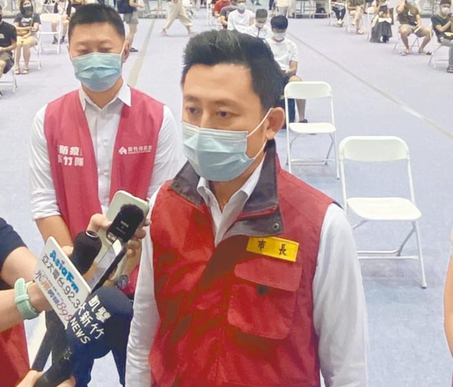 新竹市长林智坚（见图）提出竹竹合併倡议，台湾民意基金会董事长游盈隆昨天表示，成立第七都或许能满足特定地方发展需要，但肯定会恶化原本就存在的整体不均衡发展问题，这也是为何新竹市长林智坚提出升格后遭其他县市反对的根本原因。（陈育贤摄）