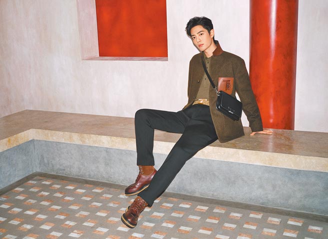 大陆男星肖战因《陈情令》暴红，也因高人气顺利接下Tod’s品牌代言人。（Tod’s提供）