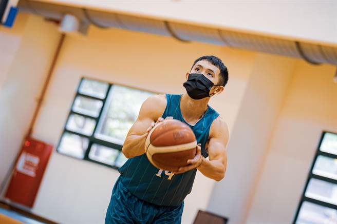 台啤英熊球星蔣淯安。（台啤英熊提供）