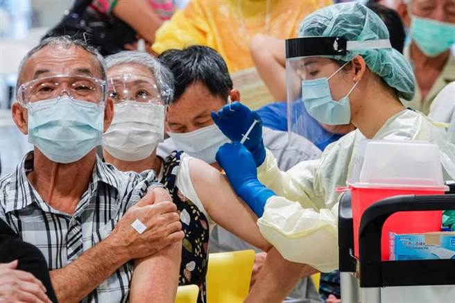 圖為疫苗施打圖，僅為示意圖。（中時資料照，記者黃子明攝影）