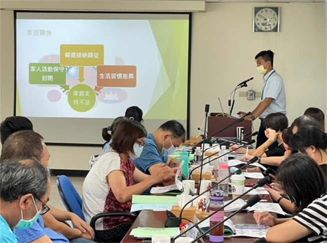 移民署金門舉辦新住民網絡會議，邀請縣府相關部門主管開講。（移民署提供）