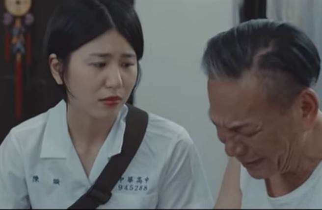 金鐘影帝龍劭華父女曾同台飆戲。（圖／ 目映台北Youtube）