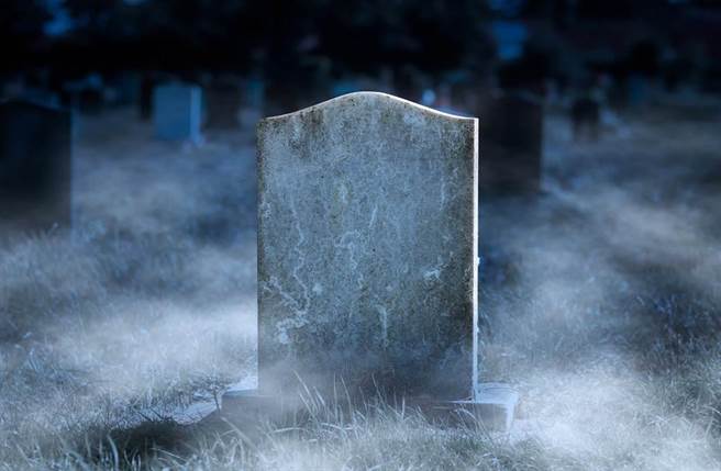 台中男子雨夜中被導航帶到公墓又卡車，經警方協助脫困才結束這場驚魂記。

（示意圖／達志影像）