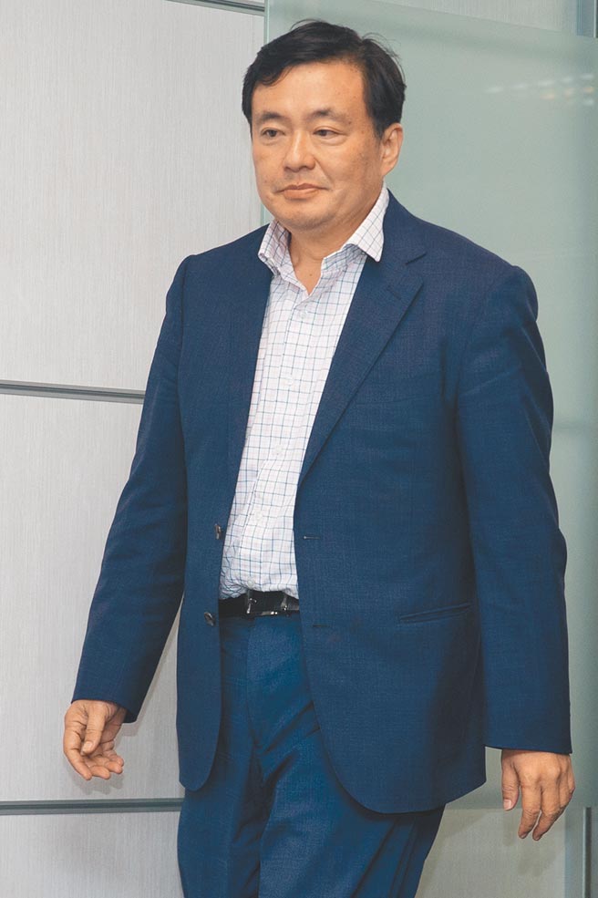 民進黨前祕書長洪耀福，不滿前時代力量立委黃國昌指涉協調科學城物流股權轉讓，昨向台北地院提起自訴，控告黃國昌誹謗。（本報資料照片）