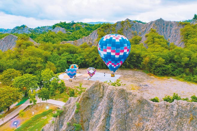 高雄田寮月世界熱氣球試飛成功，最快10月開放民眾體驗。（高市觀光局提供／柯宗緯高雄傳真）