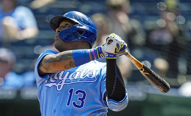 裴瑞兹连三场开轰(路透社)