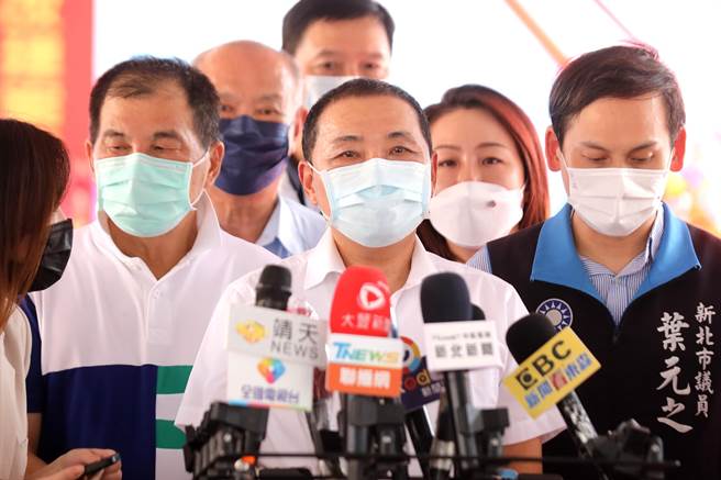 新北市長侯友宜今（17日）上午出席板橋黃石市場新建工程開工動土典禮。（葉書宏攝）