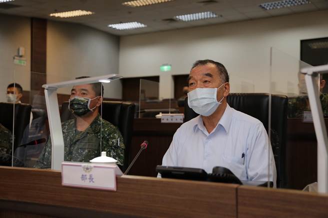 国防部长邱国正17日宣布「汉光37号演习」实兵演练正式结束。（军闻社提供）