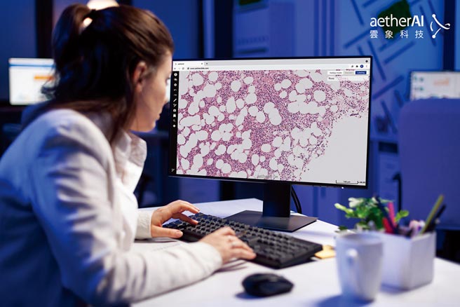 林口长庚纪念医院、云象科技、台湾诺华共同打造「血液病理AI辅助判读应用」，突破「骨髓增生性肿瘤」诊断难题。图／云象科技提供