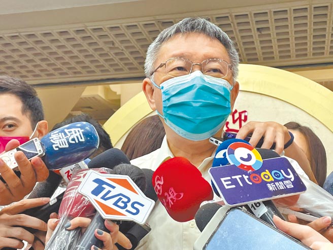 针对基隆市长林右昌驳斥，没听过基隆捷运580亿元预算的数字，台北市长柯文哲怒问：「那请林右昌说明到底多少钱！」（张颖齐摄）