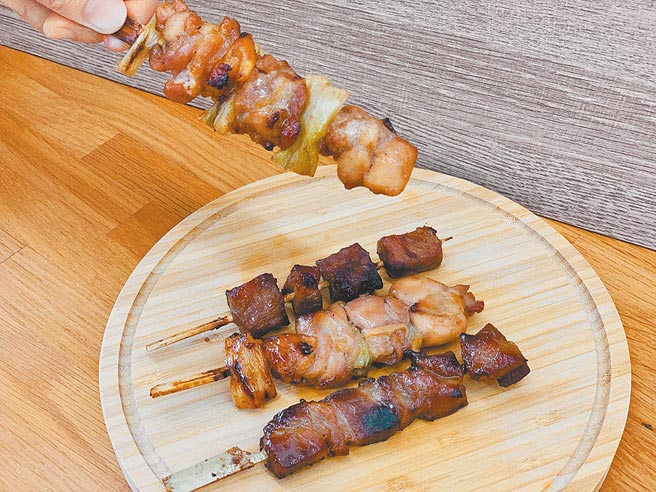 7-11提供现烤美味串烧、烤鸡腿等商品。（7-11提供）