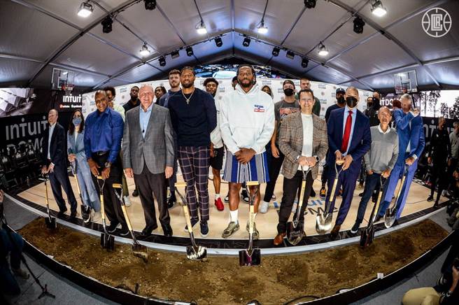 快艇新主场奠基仪式今天举行。(取自快艇官推)