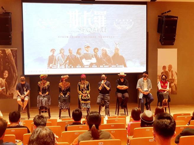 《斯卡羅》18日精彩最終回，導演曹瑞原也帶領主創團隊回到屏東，於總圖舉辦見面會。(屏縣府提供／謝佳潾屏東傳真)