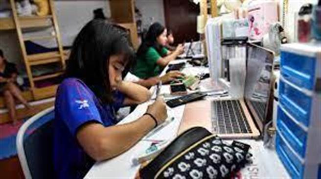 疫情恶化 新加坡小学27日起改线上上课（路透）