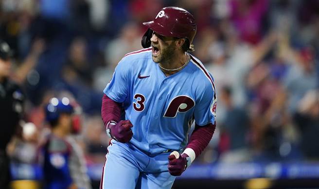 哈波疯狂拉尾盘(美联社资料照)