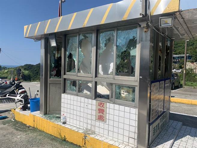 九份某民营停车场爆发流血衝突。（民眾提供）