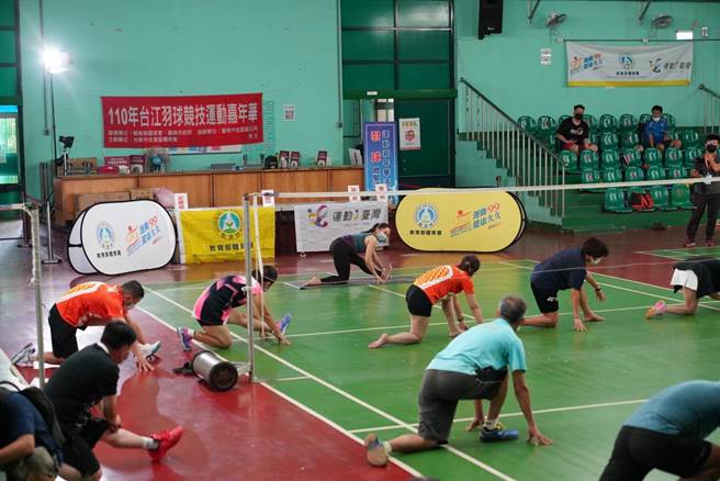 台南市佳里區體育會19日舉辦「台江羽球競技運動嘉年華」。（台南市政府提供／張毓翎台南傳真）