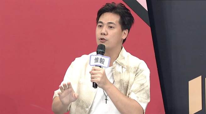 惟毅上《小明星大跟班》畅聊出外景经验。（中天综合台提供）