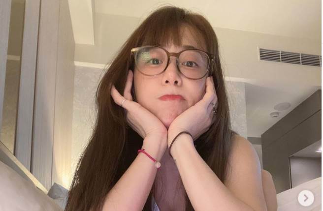 董梓宁拥有甜美长相、迷人电眼和傲人E级美胸。（图／取材自董梓宁Instagram）