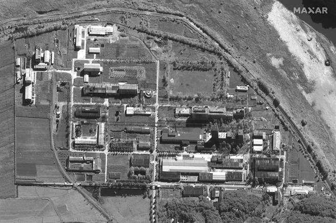 北韩寧边核子基地的卫星图，最近发现，北韩对该工厂又有新增的动作。(图/美联社)