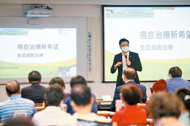 民眾專心聆聽講師的專業知識與經驗分享，收穫滿滿。（鄧博仁攝）