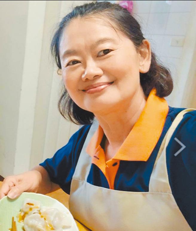 在愛裡長大的聾人邵麗萍，抱持正面態度面對人生。（邵麗萍提供／石秀華高雄傳真）