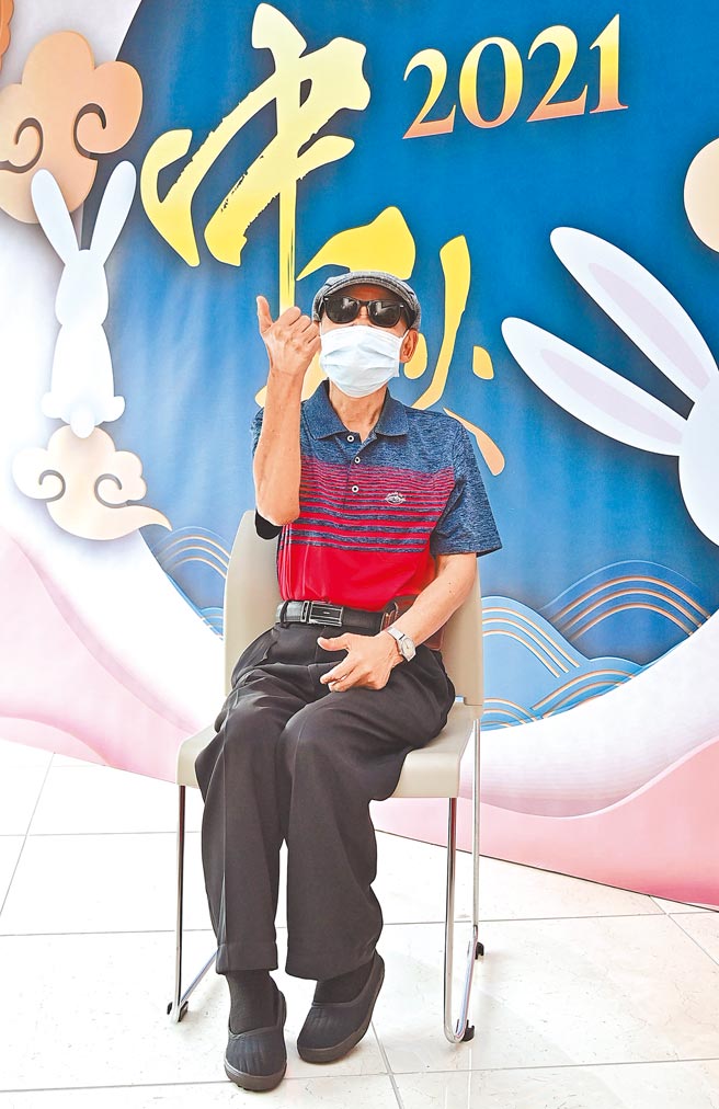 李炳辉乐观面对人生困境。（台视提供）