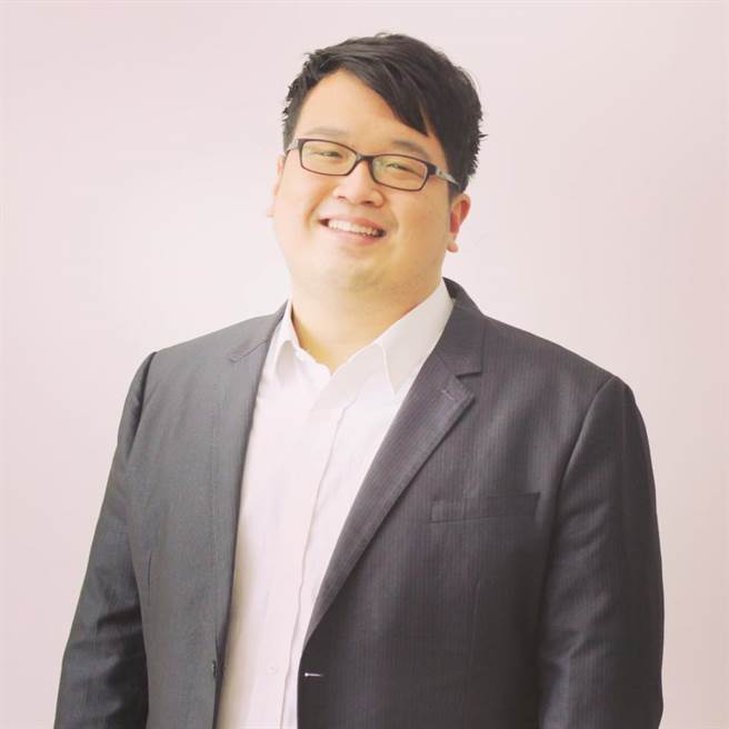 「战斗蓝青年」一员、高雄青工会副总会长张永杰。（图／张永杰脸书）