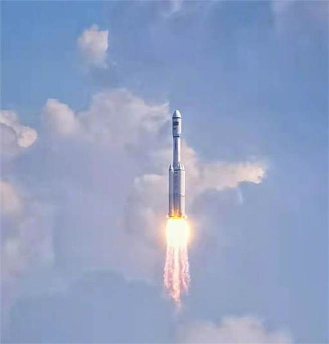 天舟三号成功发射。（新华社）