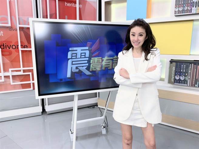 李宇柔在《震震有词》分享自己被婆家当外人的辛酸故事。（和展影视提供）