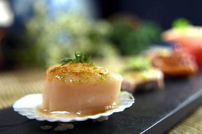 有网友询问「组合贝还是别买比较好吗？」贴文一出引热议。（示意图／姚舜）