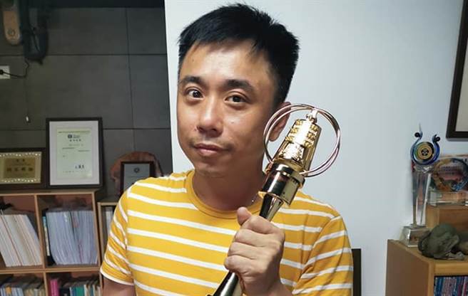 小彬彬將影視娛樂公司經營的可圈可點。（圖／FB@億萬之星-温兆宇-小彬彬）