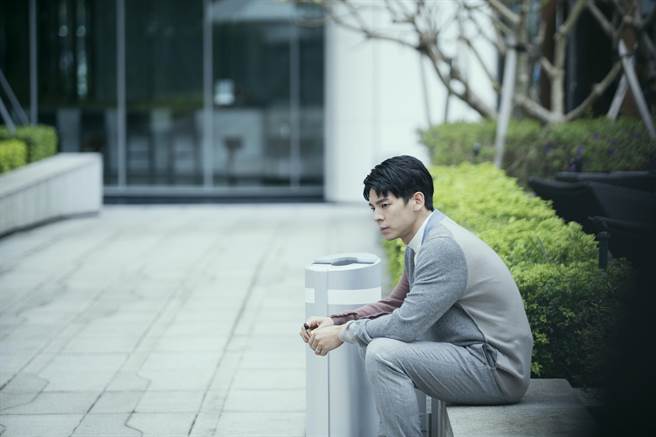 林柏宏演出《2049》（瀚草影视提供） 