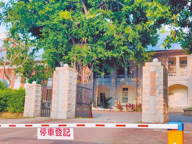 台南县市合併升格逾10年，但台南市的高中职尚未完成改隶市府。图为国立台南一中。（洪荣志摄）