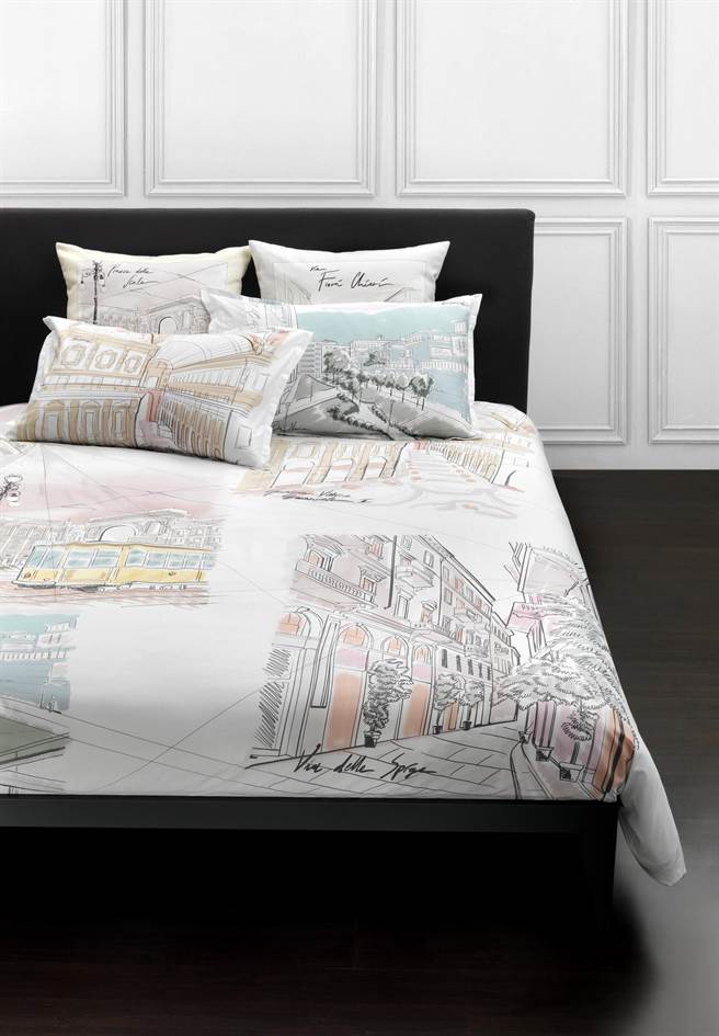 TRUSSARDI LA VIE DI MILANO 数位印染床组，双人平单组3万5800元。（日比家族提供）
