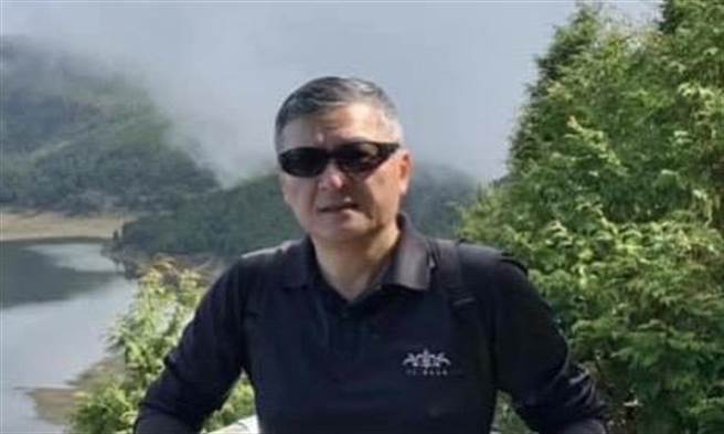 程富阳》夜思两岸中秋情！(图/爱传媒提供)