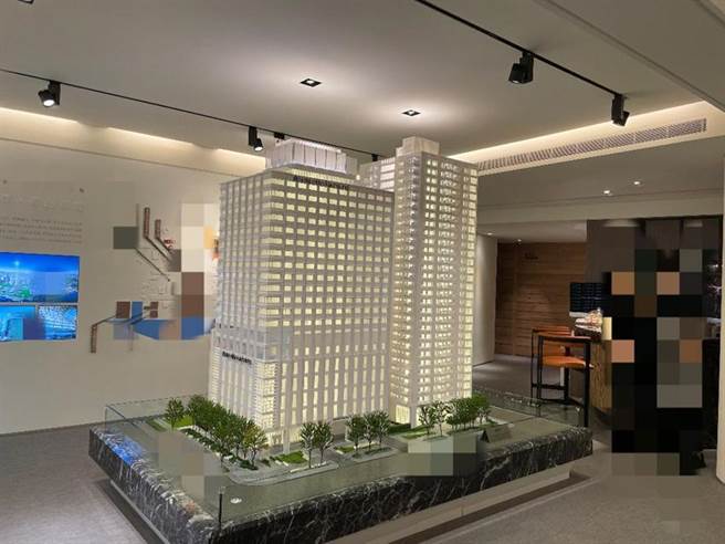 （台北市府正研拟预售屋实价登录资讯的申报机制，多位学者专家主张，未来不论解约、换约资讯，都应申报、揭露。图为预售屋接待中心示意图。图／蔡惠芳）
