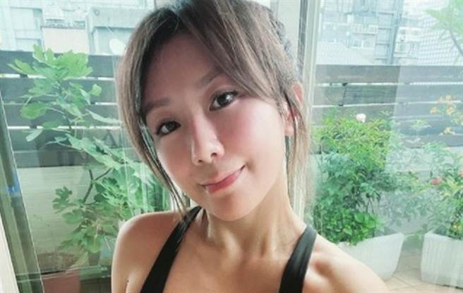 佩甄热爱运动，练就一身好体态。（图／IG@佩甄）