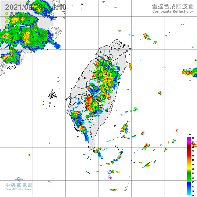 中南部、山区午后对流旺盛，发布大雨特报。(翻摄自气象局)