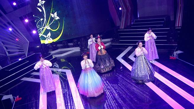 于美人化身韓國娘娘。（三立提供）