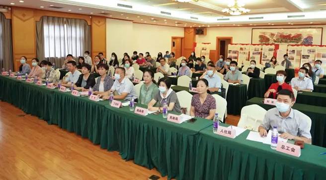 在寧两岸婚姻家庭中秋联谊会(图片提供/金陵暸望 王伟超)