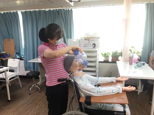 伯拉罕共生照顾劳动合作社22、23日办理原住民照服员训练课程。（伯拉罕共生照顾劳动合作社提供／陈淑娥台中传真）