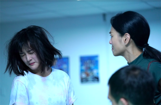 《比悲傷更悲傷的故事》張詩盈與范少勳飆淚走心 與王淨競演靠手心（Netflix提供）