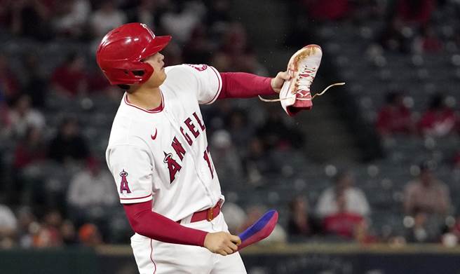 大谷翔平两场吞下7次保送(美联社)