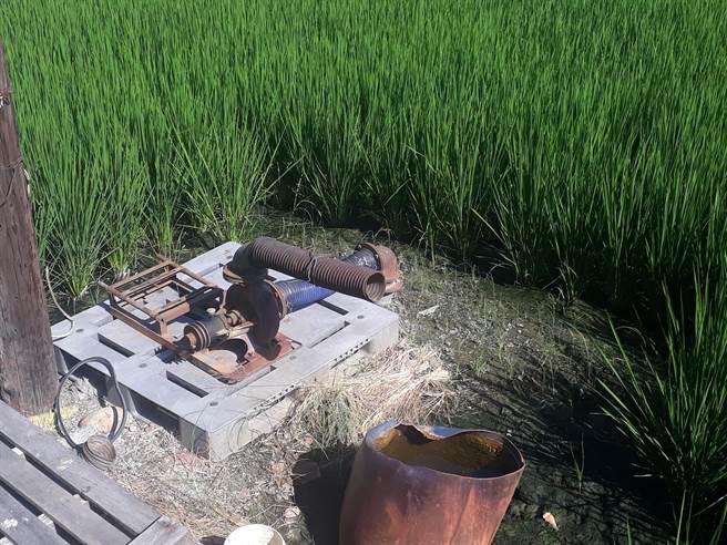 彰化县田中镇近日连续有多处偏僻农田的抽水马达遭窃，让农民气得跳脚，当地三民里长也忍不住在脸书贴文开炮，痛骂窃贼可恶。（谢琼云摄）